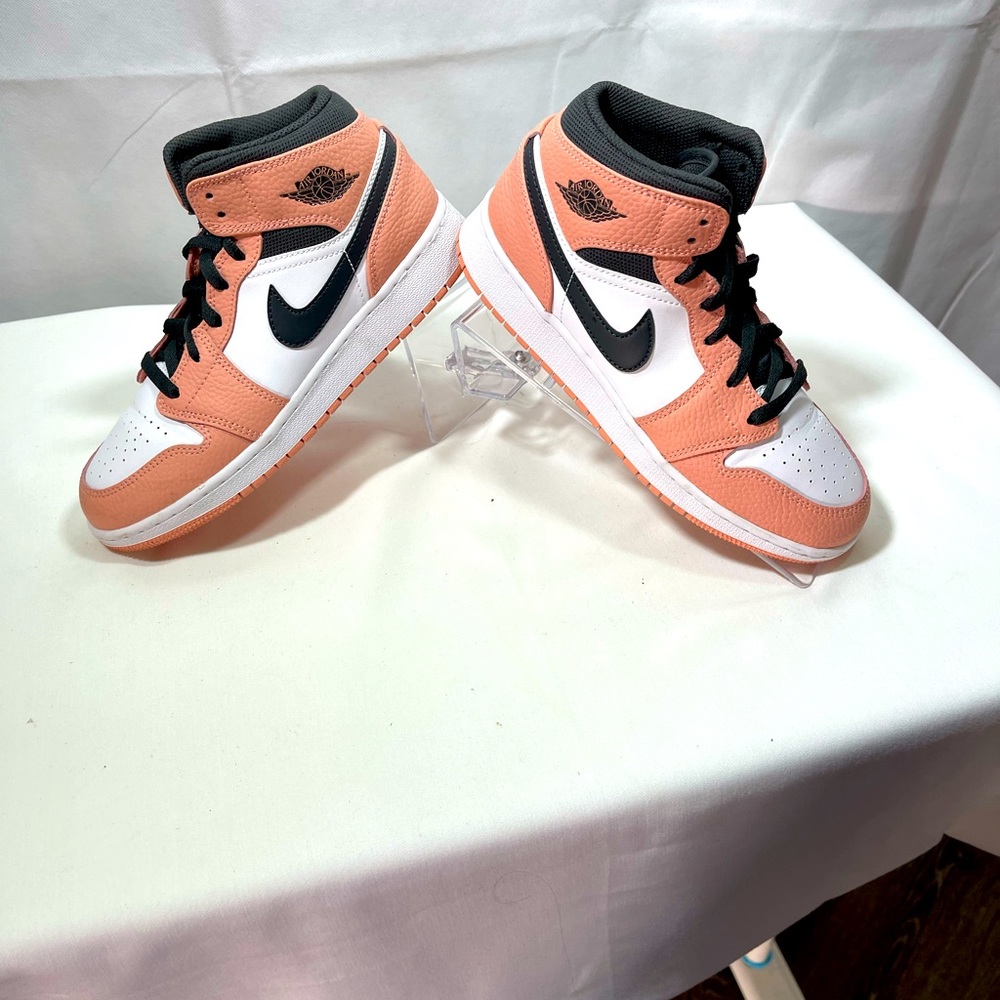 Nike Air Jordans pink women’s size 5.5